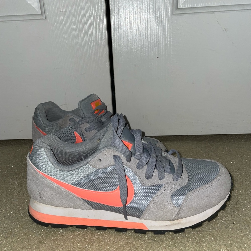 Nike shoes